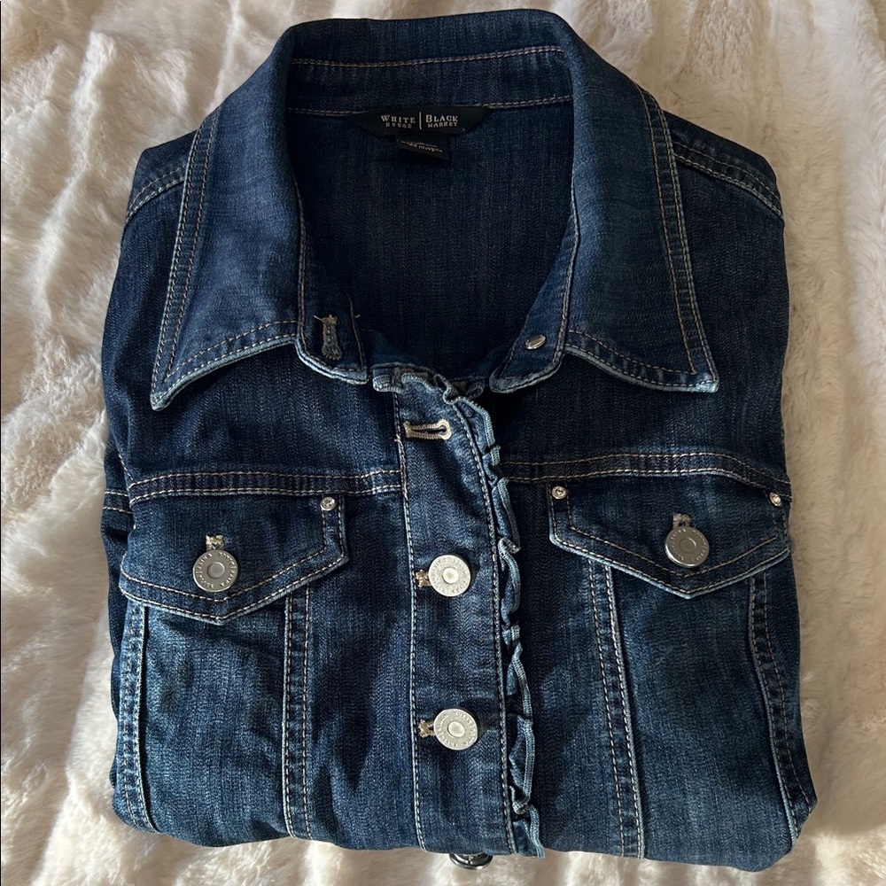 White House Black Market Women's Denim Jacket Fitted Silhouette Size 6 - Picture 10 of 10